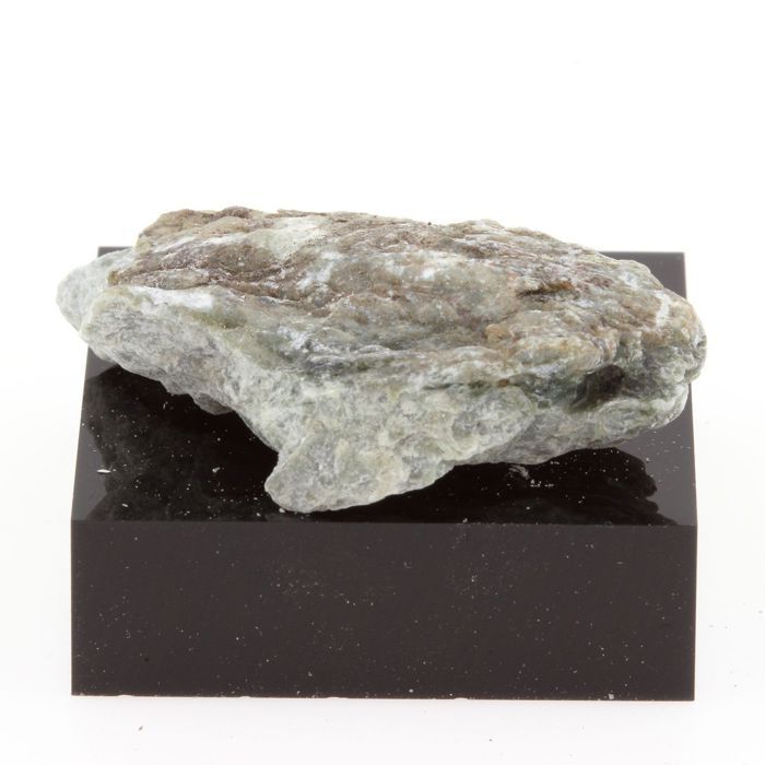 Folded Schist 33.8 carats