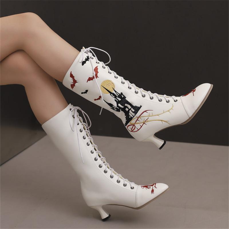 Мода 2025 Новые Хэллоуин Косплей Сапоги Женские Вышивка Туфли Ведьмы На Шнуровке Каблук-рюмочка Винтажные Викторианские Сапоги Вечеринка Женщина