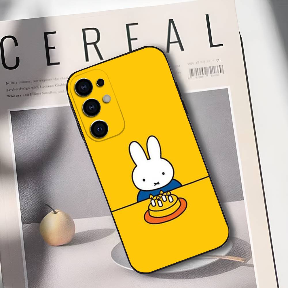Mi-ffi-es Cartoon Rabbit Phone Case Silicone Soft For Samsung S25,S24,S21,S22,S23,S30,Ultra,S20,Plus,Fe,Lite