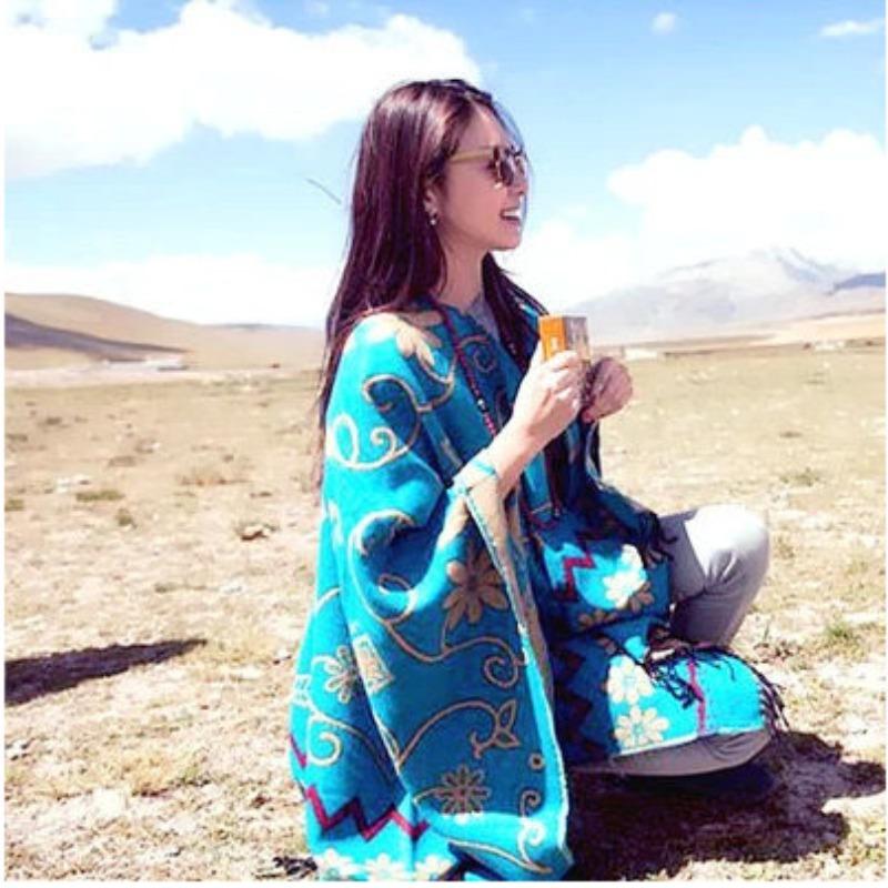 National Style Autumn and Winter Lady Zhang Yuqi Same Shawl, Thickened Autumn and Winter Cloak, Large Scarf