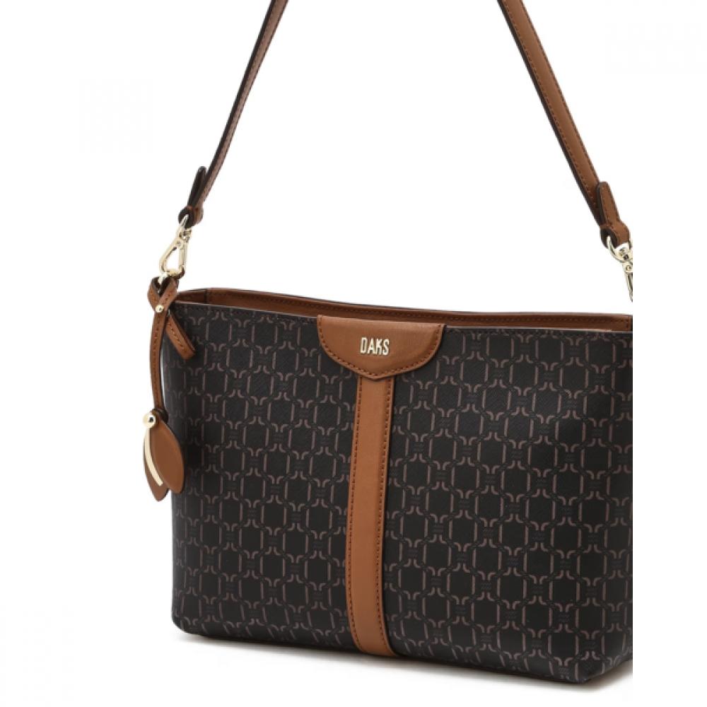 Daks Brown Leather Shoulder Bag With Logo Decoration Dcba6f867w3