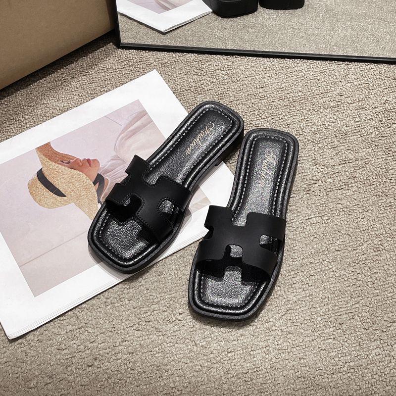 Летние шлепанцы в корейском стиле с квадратным носком для женщин и детей: Модные уличные пляжные сандалии