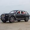 MYCAR 1:24 Rolls-Royce Cullinan Mansory Die-Cast Alloy Model Car - Black & White Collector's Edition