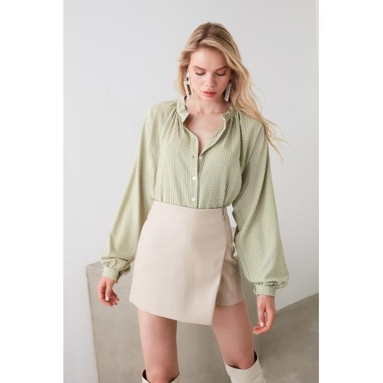 Blouses & Shirts Judge Collar Gingham Balloon Sleeve Shirt