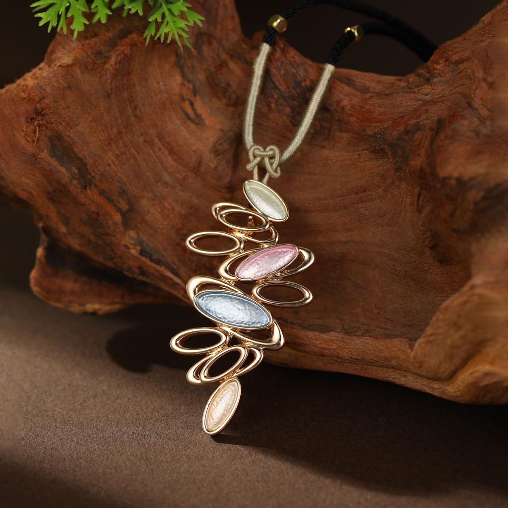 Эмалевый цвет полый геометрический цветок длинная подвеска, женская подвеска-ожерелье в форме сердца с высоким чувством универсальности