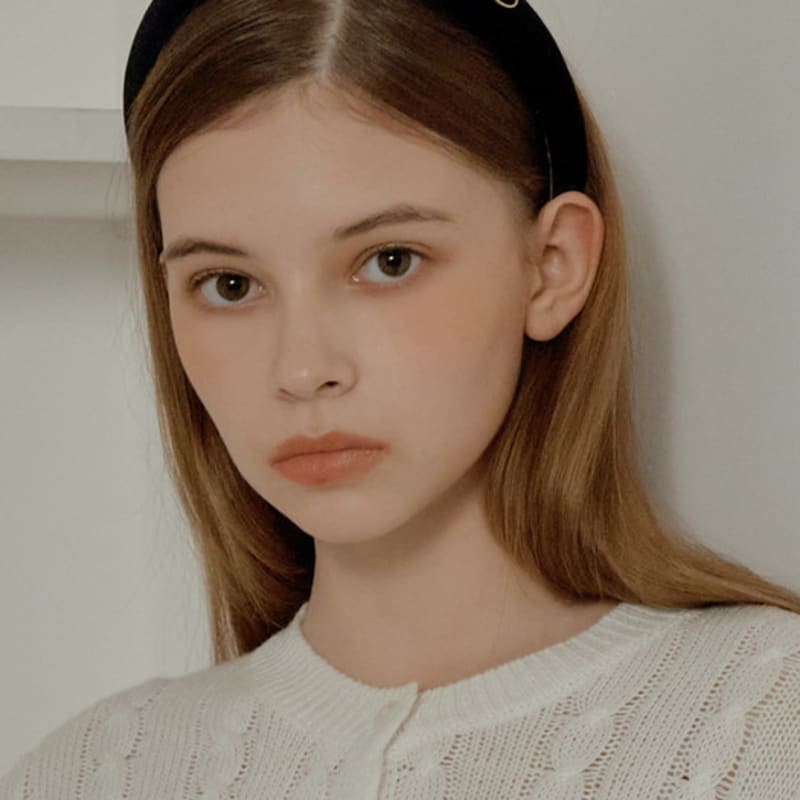 АНОЭТИЧЕСКАЯ ОБЪЕМНАЯ САТИНОВАЯ ВЕЛЮРОВАЯ ПОВЯЗКА ДЛЯ ВОЛОС_ЧЕРНАЯ