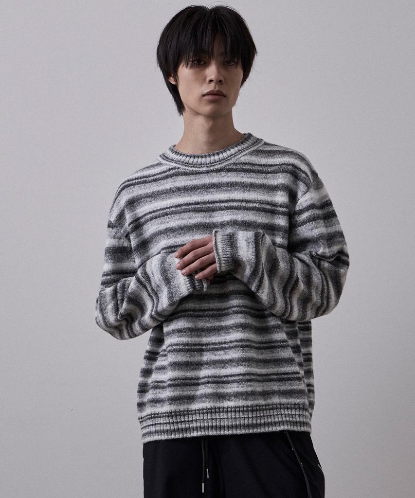 LEARVE Gradient Stacks Maxi Crewneck Knit Gray