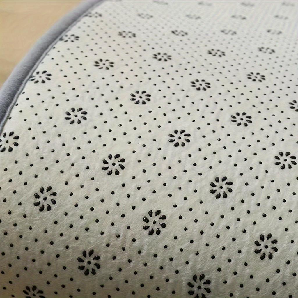 Curved Bathroom Non-slip Floor Mat Solid Color Bathroom Fan-shaped Silk Wool Shower Room Absorbent Foot Mat Toilet Door Mat