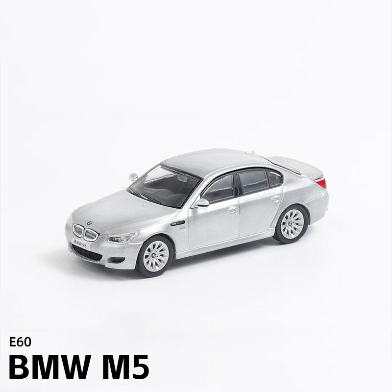 1:64 M5 E60 Литые модели автомобилей и игрушечные транспортные средства Модель автомобиля Масштабная миниатюрная модель автомобиля Для детей
