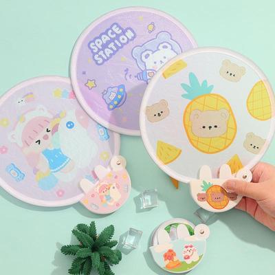 Мультяшный мини-вентилятор с ручным приводом: Портативный складной круглый вентилятор с ручкой