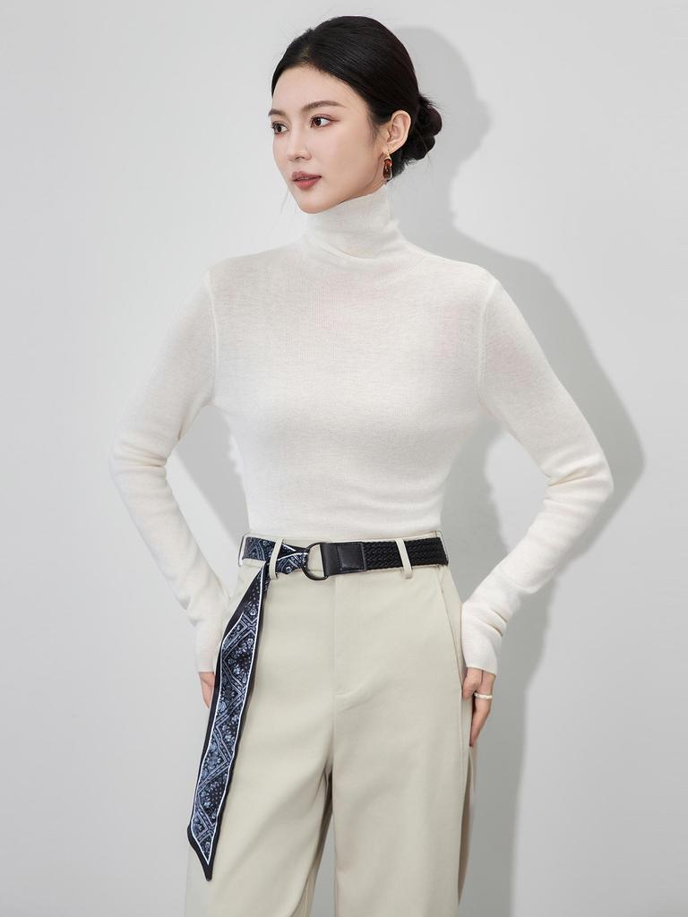 16-Needle Four-Flat Superfine Merino Wool Solid Turtleneck Knitwear: Simple, Versatile, and Close-Knit Design