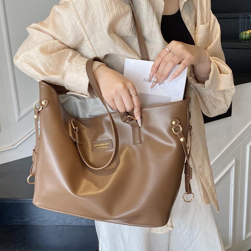 Fashion Big Bag Women's 2025 New Model, Popular This Year, Large-capacity Tote Bag Versatile Simple Shoulder Bag Commuter Bag
