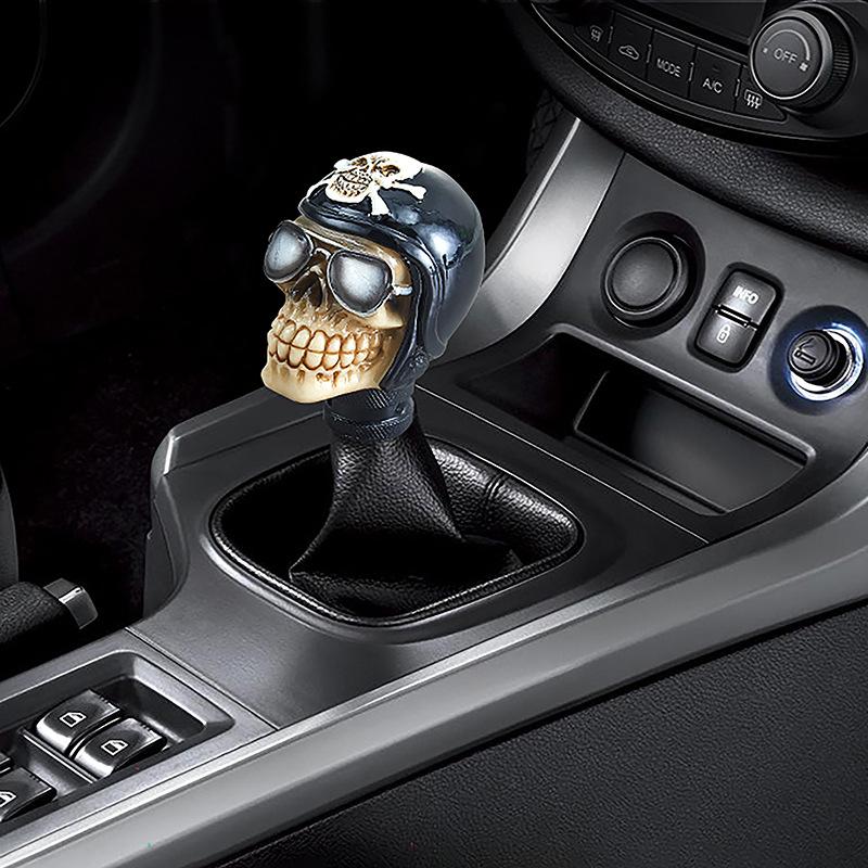 Universal Skull Head Gear Lever Gear Shifts Knob Skeleton Shape Gear Shift Knob Manual Transmission LED Light Gear Shifts Knob