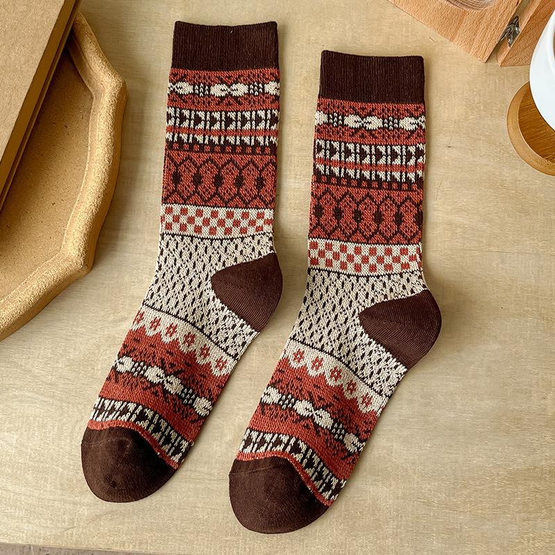Winter Fashion Special Ethnic Style Thick Woolen Socks Retro Thickened Warm Rabbit Wool Socks for Women Polka Dot Ethnic Style Cashmere Socks