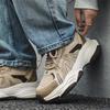 Absorbent bottom low-top cushioning sneakers outdoor casual trendy shoes dad shoes sports style casual shoes