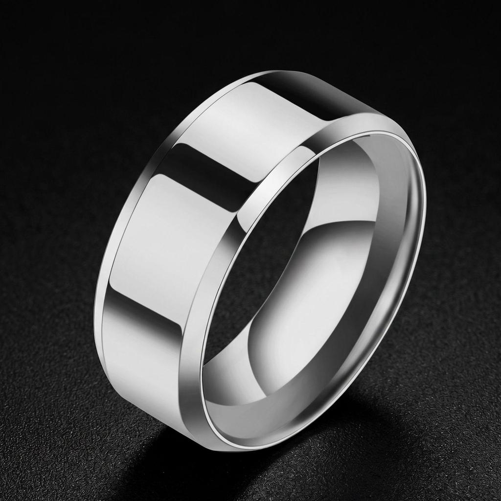 Кольцо для мальчиков Niche Design из розового золота и титана с нержавеющей сталью — не выцветает, имеет скошенные края и стильное покрытие.