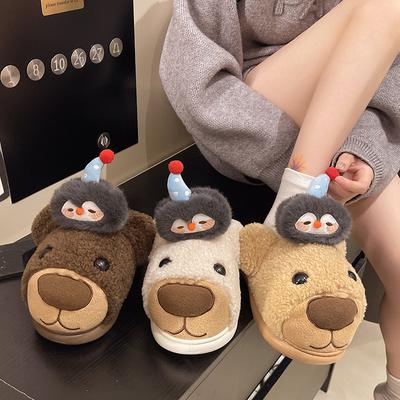 Хлопковые тапочки с мишкой женские осень-зима 2025 новинка домашние комнатные плюшевые мультяшные на толстой подошве ощущение наступания на говно теплые хлопковые мопы