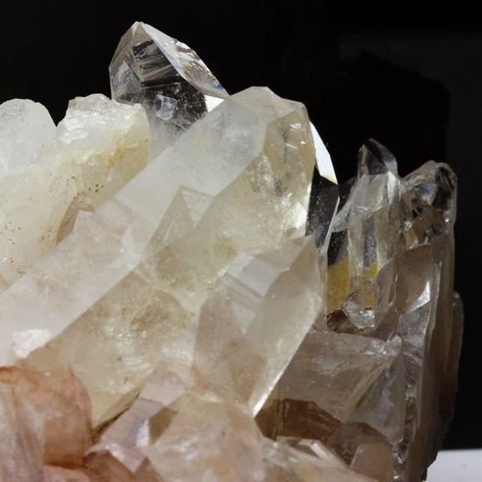 Quartz hyalin 607.8 carats