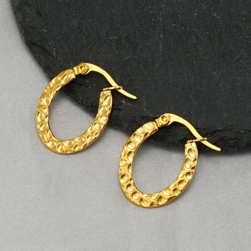 Новые модные серьги из нержавеющей стали, овальные, рельефные, классический дизайн, универсальные серьги, ювелирные изделия из титановой стали