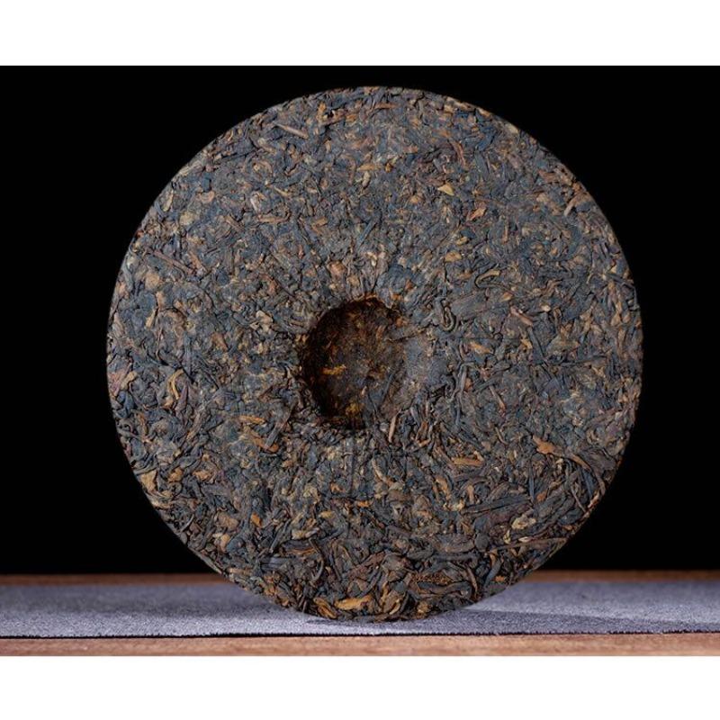 357 г красочного чая «Золотой павлин» из провинции Юньнань Пуэр, приготовленного в дворцовом стиле, чайная фабрика «Мэнхай Лиминг Спарк», семь сыновей, кексовый чай