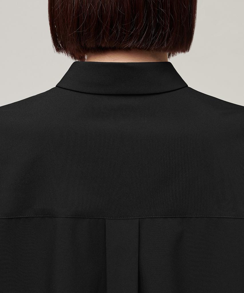 MUSINSA STANDARD WOMAN Women'S Relaxed Crop Silky Shirt [Black]