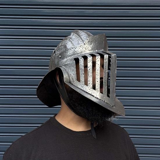 Шлем Рыцаря Альвы  Вдохновленный Dark Souls Средневековый Шлем  Ручная работа Стальные Доспехи для Косплея, LARP  Коллекционеры  Готический Рыцарский Шлем