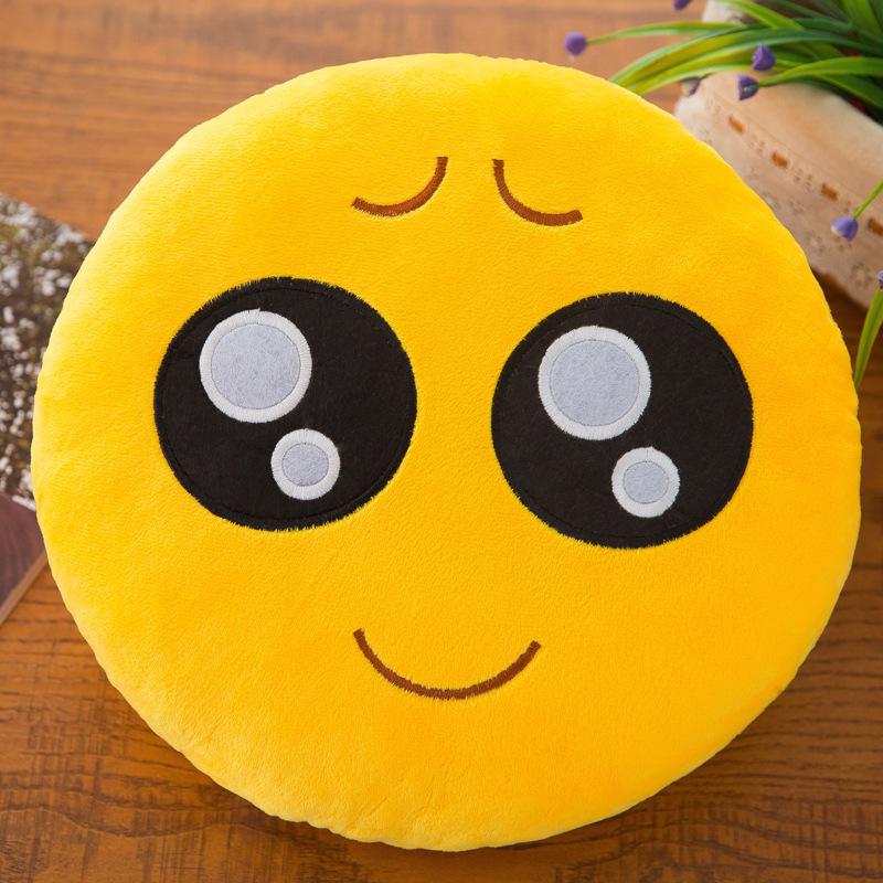 Милая плюшевая игрушка-подушка с выражением эмодзи и функцией грелки для рук