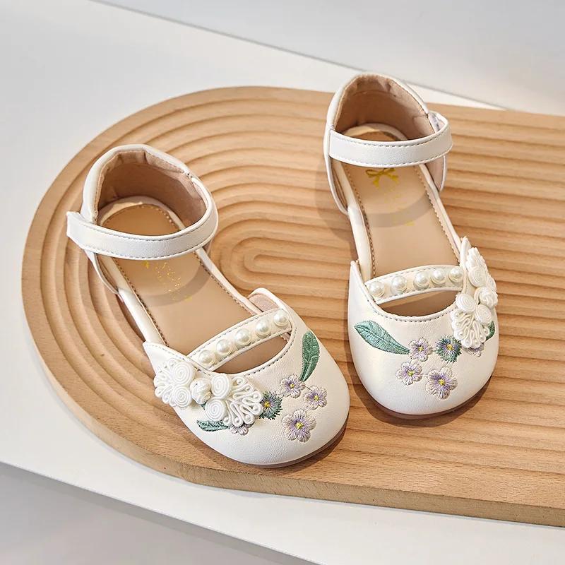 Детские туфли ханьфу с цветами 2024 года, летние туфли для девочек в китайском стиле из кожи для вечеринки, свадьбы, классические вышитые туфли принцессы