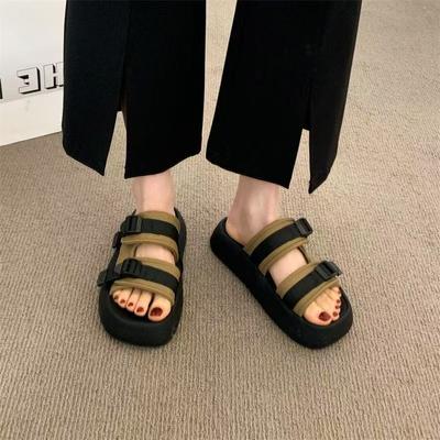 Ношение корейской версии модных туфель-маффинов с круглым носком, шлепанцев на мягкой подошве с открытым носком, летней платформенной женской пляжной обуви, популярной в интернете