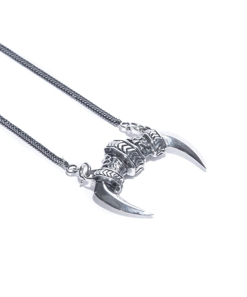 Mezmic Teeth Rolling Necklace