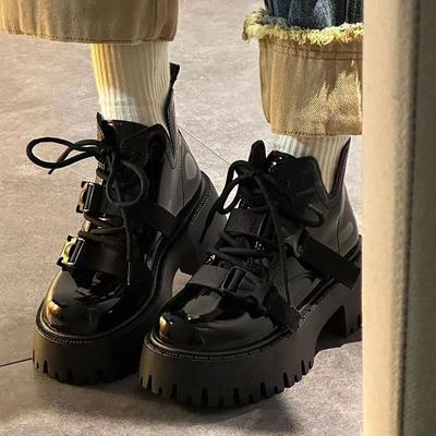 Короткие детские универсальные ботинки весна-осень 2025 новые ботинки Martin muffin толстая подошва тонкий ремень пряжка короткие ботинки прилив