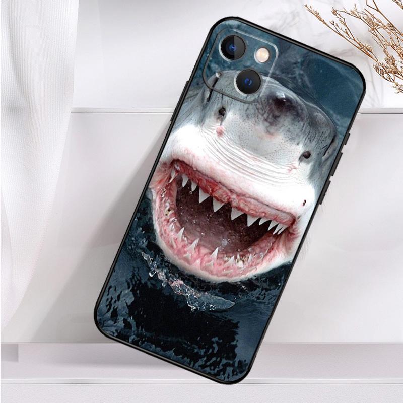Shark Ocean Fish Case For iPhone 14 13 12 11 16 15 Pro Max Mini Cover X XR XS 8 7 14 16 15 Plus Accessories