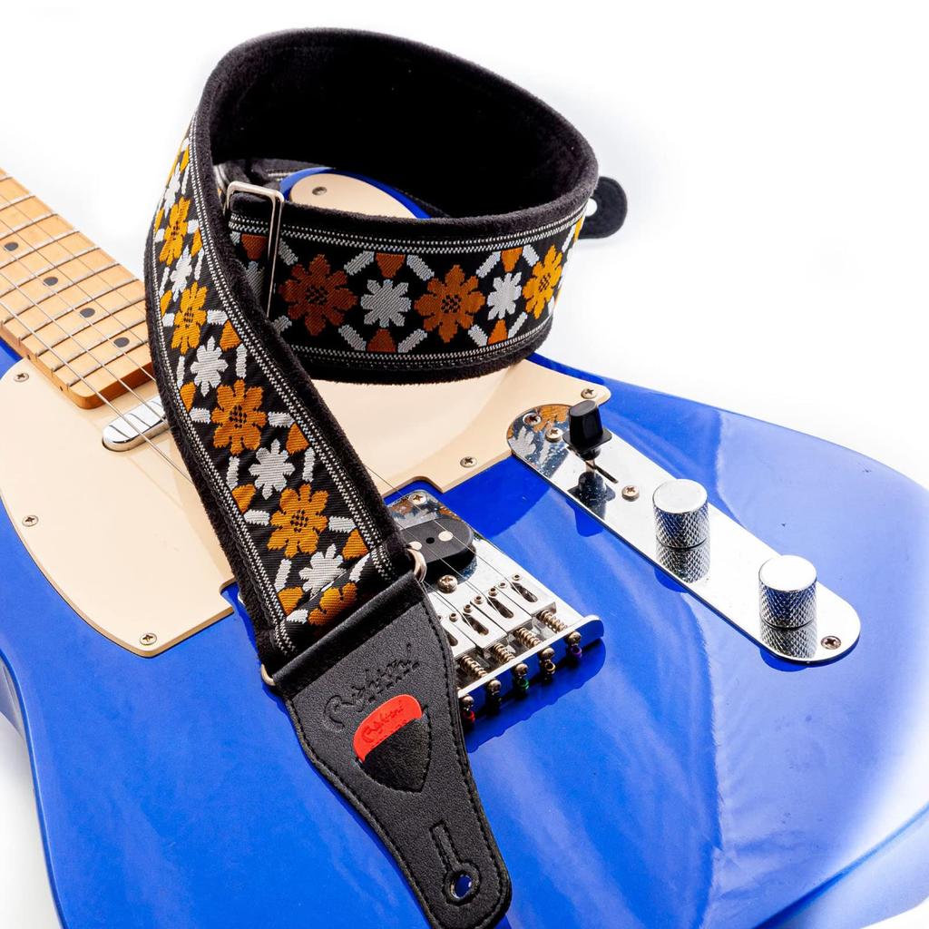 Ремни Гитарные дюймы дюймы 153 Legend Casino Black RightOn! Ремешок, 2.2 (6 см) Широкий, 35.2 - 50.6 (90 - см) Длинный,