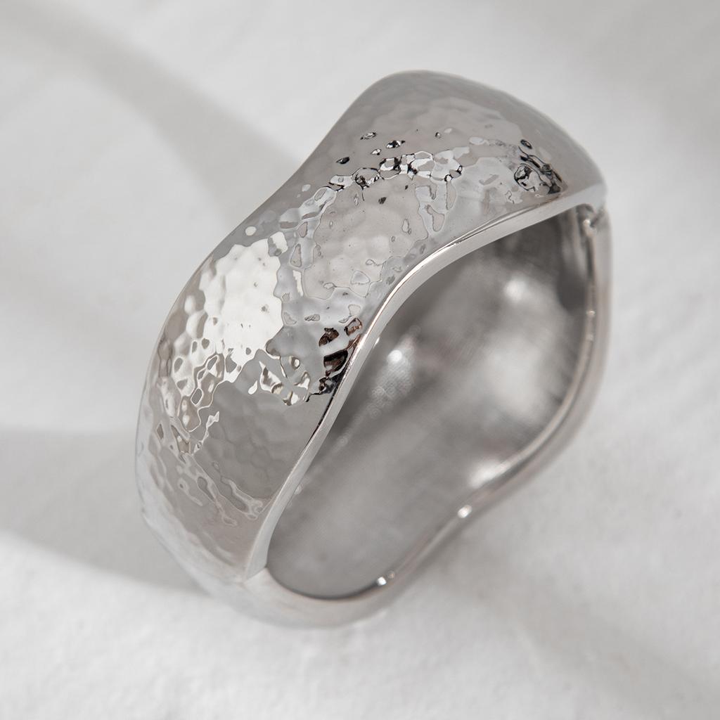 Personalised Exaggerated Wide Side Glossy Hammer Grain Bracelet Irregular Alloy Bracelet Set Fashion Commuter Senior Sense Ladies Jewellery