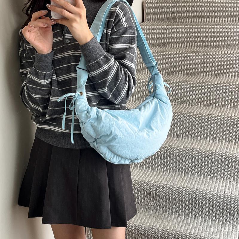 2025 New Fashion Pleated Dumpling Bag: Versatile, Casual Large Capacity Shoulder & Crossbody Bag