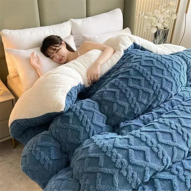 Thickened Warm Taffeta Winter Blanket for Bed Soft Artificial Lamb Wool Weighted Blanket for Sleeping King Size Double Comforter