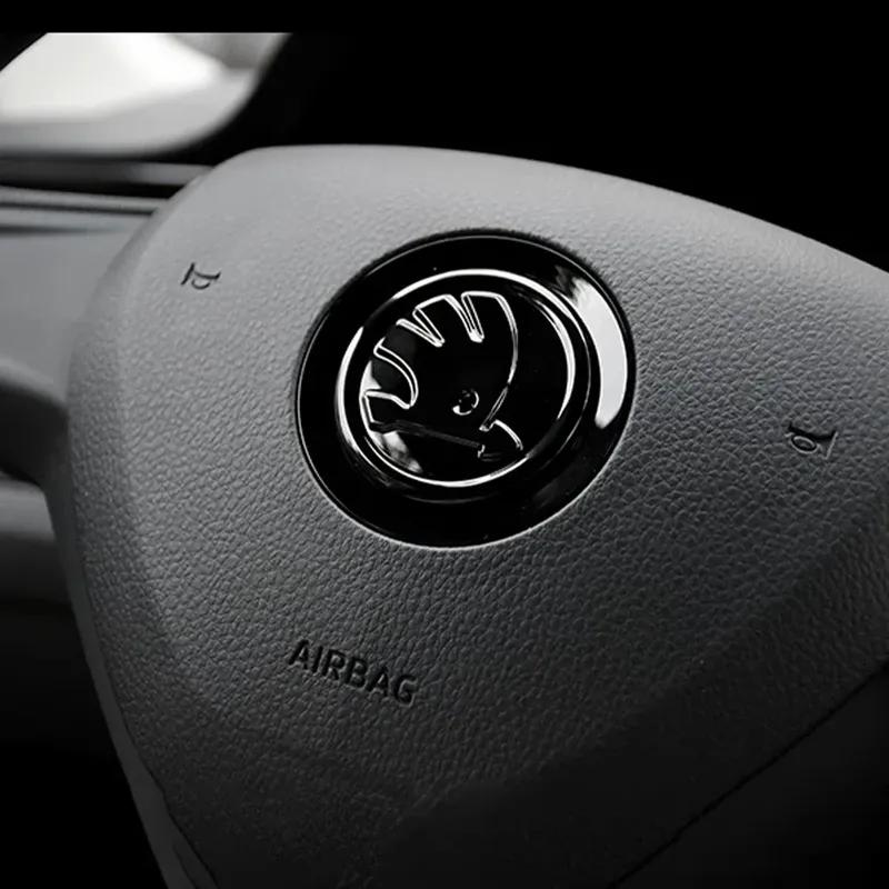 63 мм Наклейка на центр руля автомобиля для Skoda Vision-E 440 Felicia Afriq Kamio Fabia Octavia Kodiak Kamik ABS Аксессуар