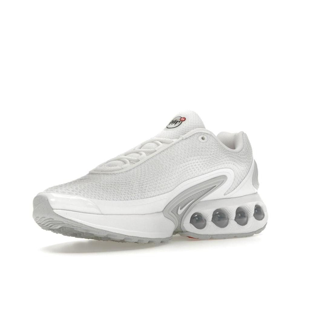 Nike Кроссовки унисекс Air Max DN белые металлик серебристого цвета DV3337-101