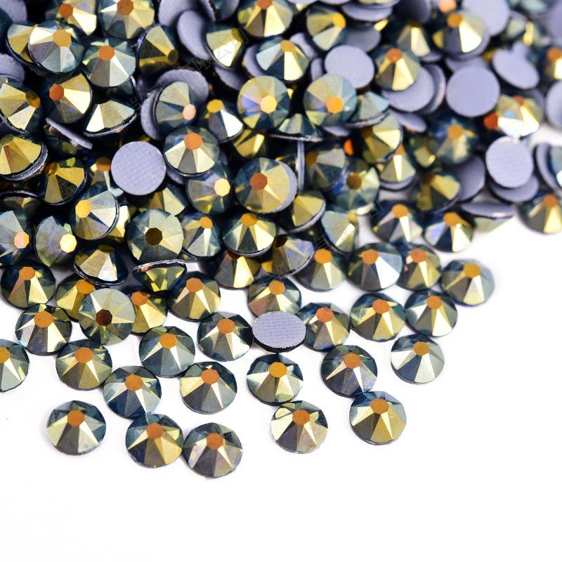 Восемь больших и восемь маленьких имитаций австрийских горячих бриллиантов цвета AB, стеклянные стразы с термоклеевой основой, горячие бриллианты для рукоделия, аксессуары для одежды