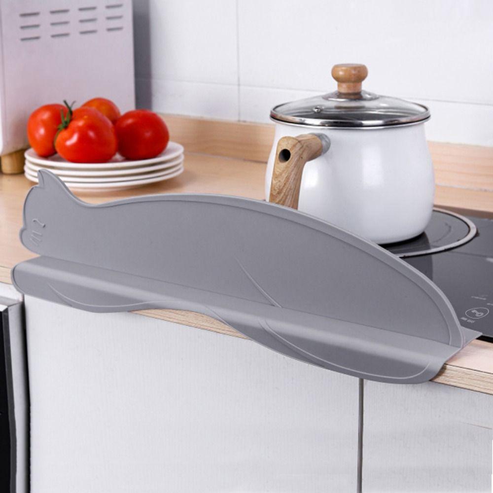Cute Sink Splash Guard Suction Cup Base Sink Flap Block Silicone Water Baffle Kitchen Countertop