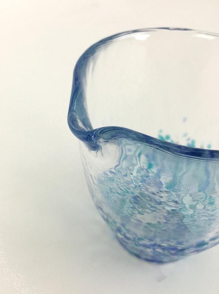 ADERIA Tsugaru Vidro Sake Hydrangea, изготовлено индивидуально, охлажденное саке, подарок на новоселье, небольшой подарок на пенсию, день рождения.