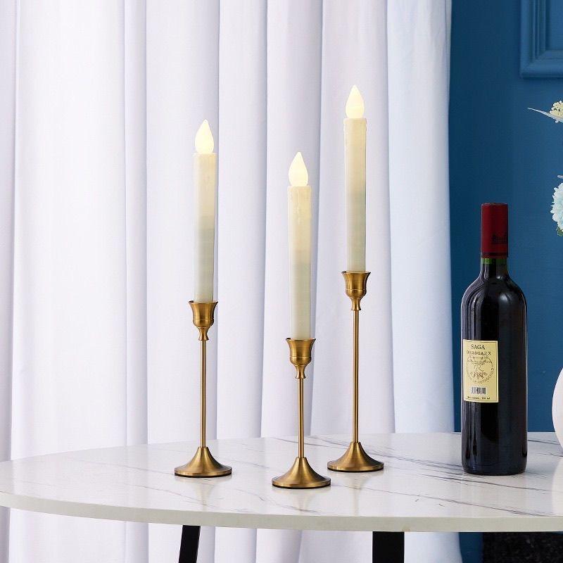 Nordic Vintage Metal Candle Holder – Romantic Candlelight Dinner Decor for Valentine’s Day and Home Decoration