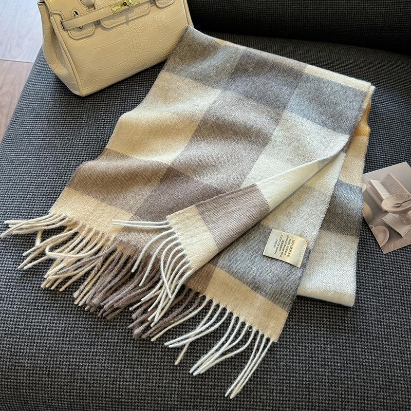 High Quality 100% Wool Scarf Female Fashion Classic Soft Cashmere Muffler Women Warm Thermal Shawl Outside Autumn Winter