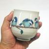 Чайная чашка Кутани от Waza no Kura с рисунком горной синицы. Стильная керамическая чайная чашка и пиала. Сделано в японии.
