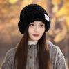 Осенние и зимние шапки, женский большой обхват головы показывает лицо, маленькие вязаные шапки, плюшевые теплые шерстяные шапки, с защитой ушей и шапки для головы.