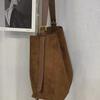 2024 Women's Suede High-End Large-Capacity Handheld Bucket and Messenger Bag for Autumn/Winter