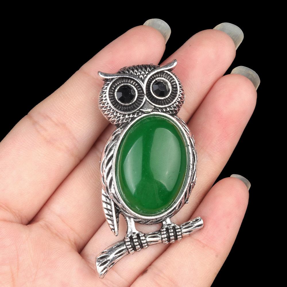 Alloy Inlaid Natural Crystal Agate Owl Necklace, Semi-Precious Stone Animal Pendant for Women