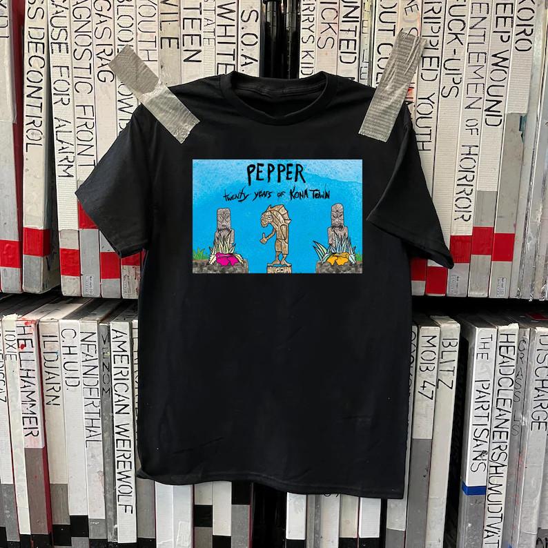 Pepper Twenty Years of Kona Town Tour black shirt 1F2851
