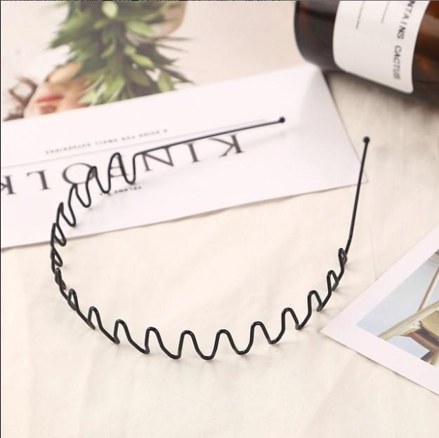 Волнистая Блестящая Металлическая Цветная Повязка на Голову Летняя Новая Модная Повязка для Волос для Женщин Девушек Женская Шикарная Супер Тонкая Блестящая Повязка на Голову Аксессуары для Волос