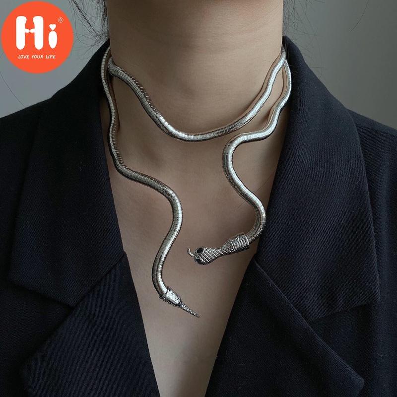 Прохладное многослойное колье со змеей в стиле Hi Punk